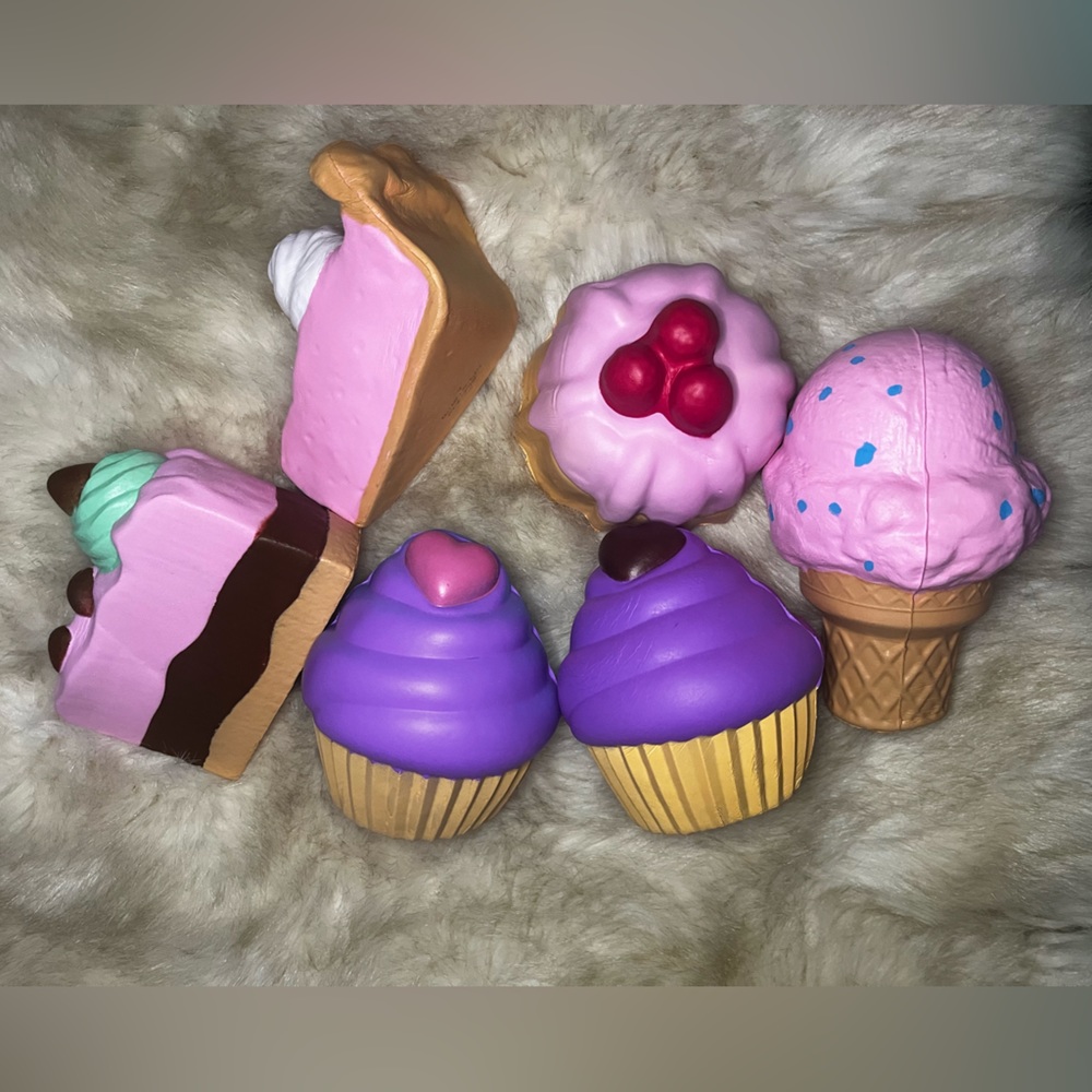 Assorted set of sweet treat themed squishies